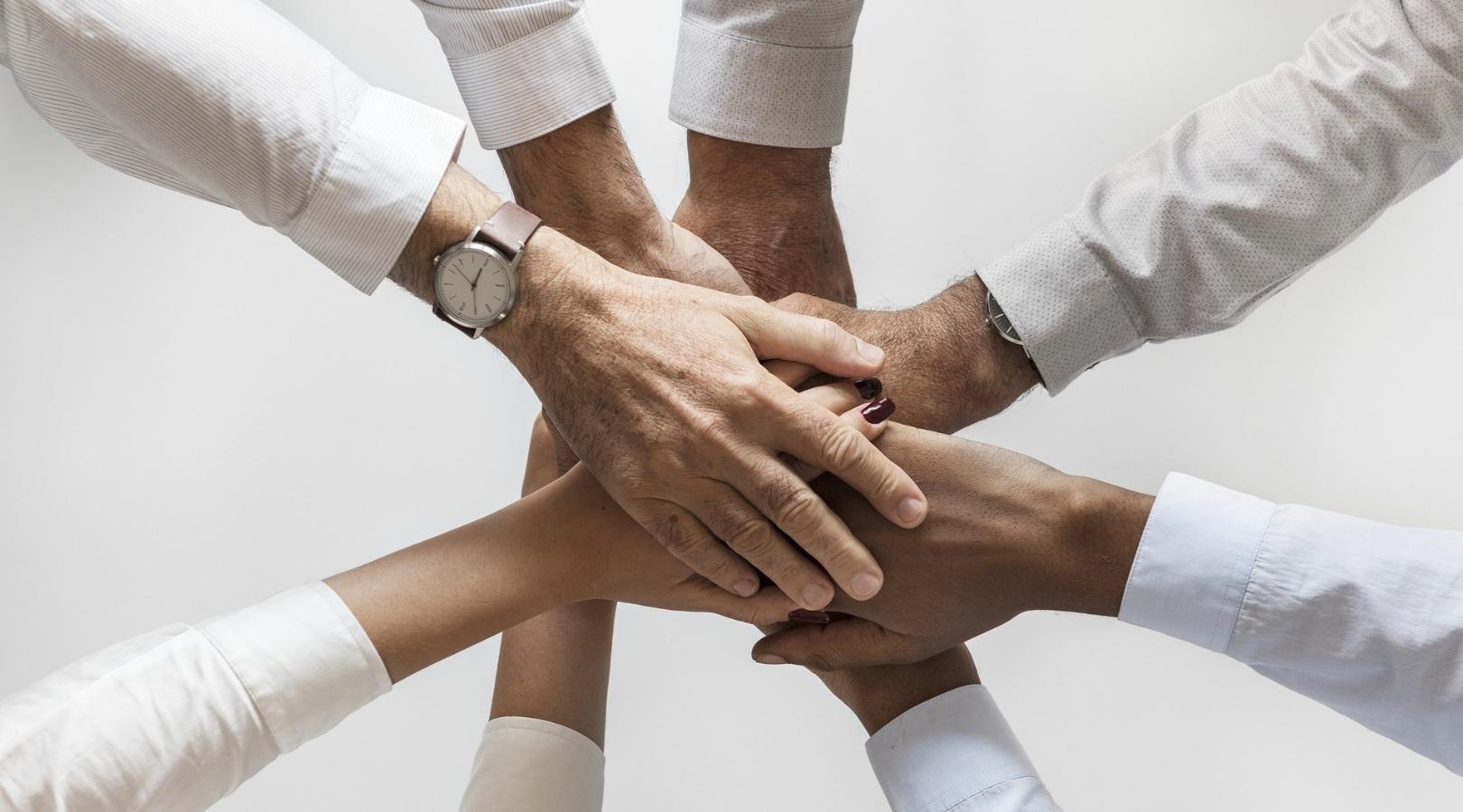 Mach es wie schon Henry Ford und Thomas Edison: Support Groups sind der beste Weg um vorwärts zu kommen